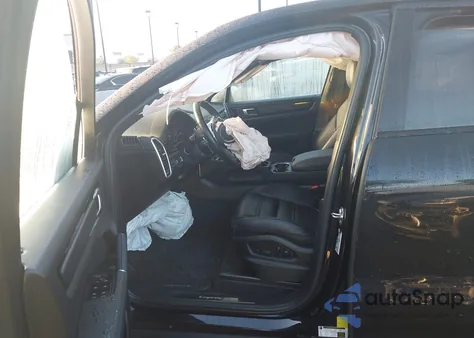 2022 Porsche Cayenne Coupe Platinum Edition from USA, damaged, VIN WP1BA2AY0NDA48070